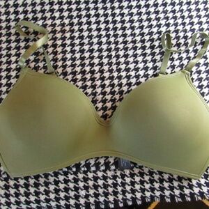 Olive Green Wireless Women's Bra